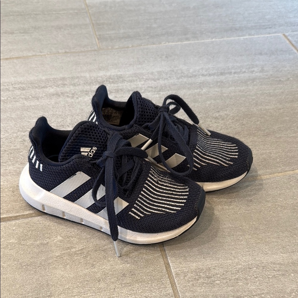 Adidas Kids Swifts Run 1.0